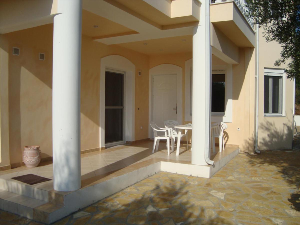 Villa Carisma Livadhákia Exterior foto